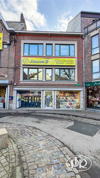 *** Signature de bail en cours *** Rénové, nettoyage communs + entretien chaudière inclus dans loyer