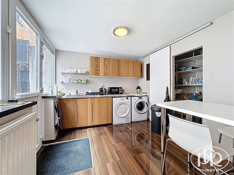 Moderne, parking, visibilité