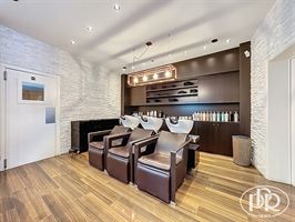 Moderne, parking, visibilité - WAVRE Moderne, parking, visibilité - WAVRE