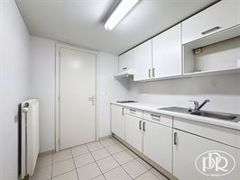 1er étage centre ville, parking face à l'immeuble - WAVRE 1er étage centre ville, parking face à l'immeuble - WAVRE