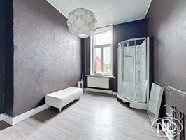 Moderne, parking, visibilité - WAVRE Moderne, parking, visibilité - WAVRE