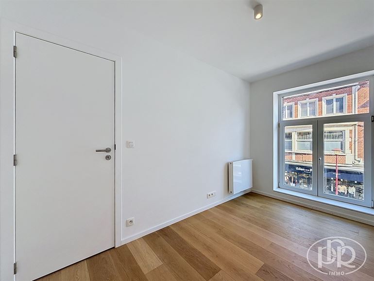*** OFFRE ACCEPTÉE*** Élec. CONFORME, terrasse 10 m², frais à 3%