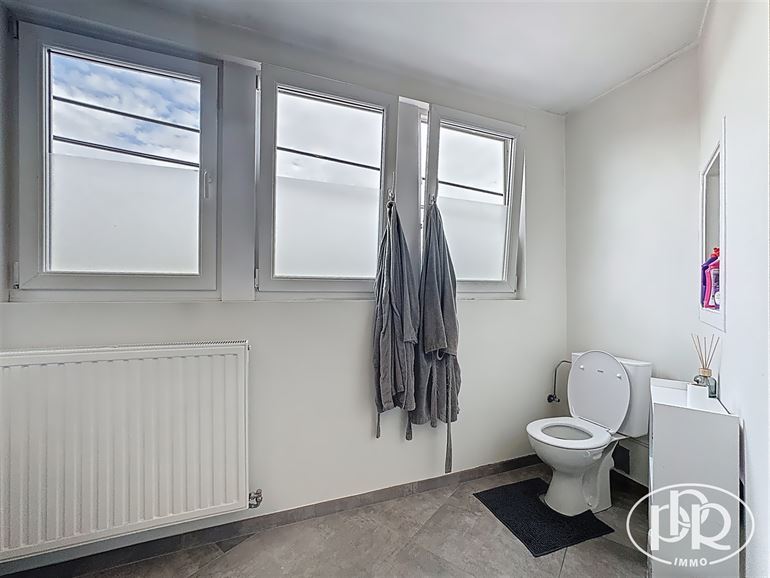 *** SIGNATURE DE BAIL EN COURS *** Centre-ville - Appartement duplex + cave