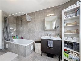 *** SIGNATURE DE BAIL EN COURS *** Centre-ville - Appartement duplex + cave - WAVRE *** SIGNATURE DE BAIL EN COURS *** Centre-ville - Appartement duplex + cave - WAVRE