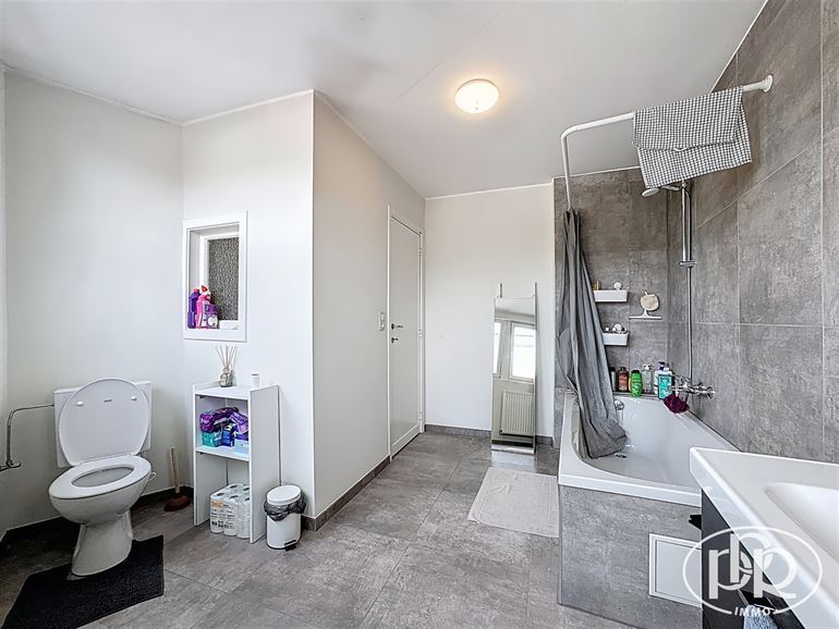 *** SIGNATURE DE BAIL EN COURS *** Centre-ville - Appartement duplex + cave