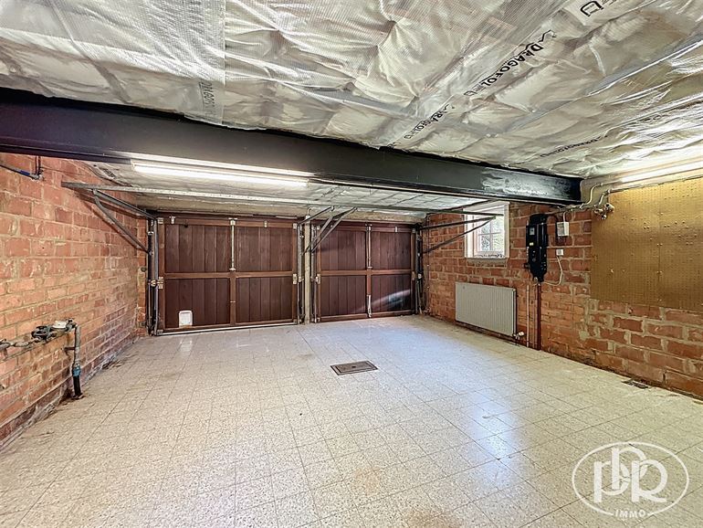 *** LOUÉ *** Situation exceptionnelle en terrain de fond