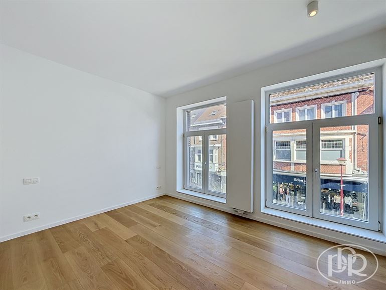*** OFFRE ACCEPTÉE*** Élec. CONFORME, terrasse 10 m², frais à 3%