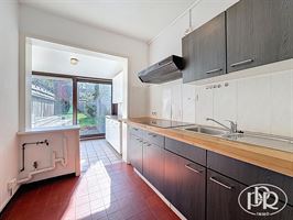 *** SIGNATURE DE BAIL EN COURS *** Jardin SUD de ± 100 m² avec dépendance - WAVRE