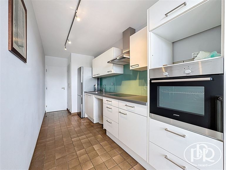 *** OFFRE ACCEPTÉE *** Rénové – Terrasse 9 m² – Cave privative