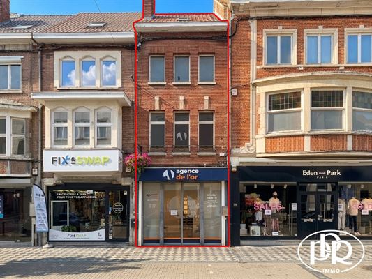 Uitstekende zichtbaarheid voor uw bedrijf aan de hoofdstraat