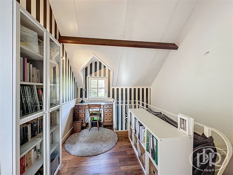 *** LOUÉE *** Quartier recherché à 5 min à pied de la gare