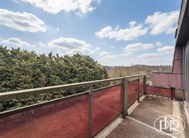 Parking privatif, cave et 2 terrasses arrière - WAVRE Parking privatif, cave et 2 terrasses arrière - WAVRE