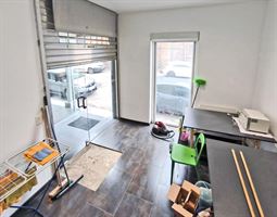 Poss. appartement + commerce - WAVRE