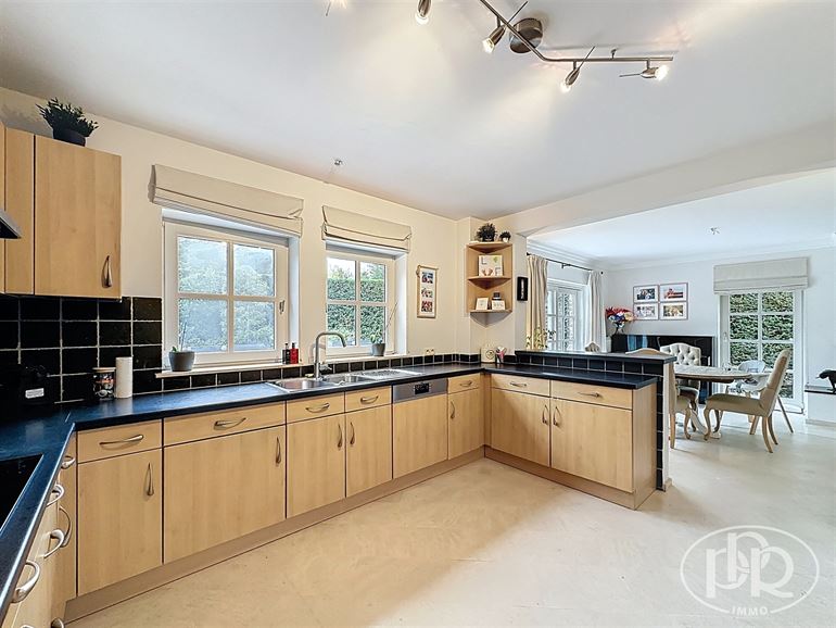 *** LOUÉE *** Quartier recherché à 5 min à pied de la gare