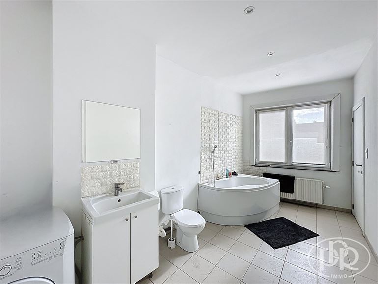 Visibilité optimale,  rue principale centre-ville