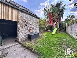 *** SIGNATURE DE BAIL EN COURS *** Jardin SUD de ± 100 m² avec dépendance - WAVRE