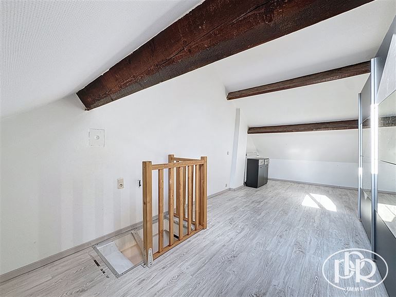 *** SIGNATURE DE BAIL EN COURS *** Jardin SUD de ± 100 m² avec dépendance