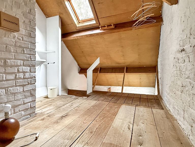 *** SOUS-OFFRE *** Quartier calme et verdoyant, proche des commodités, rue sans issue
