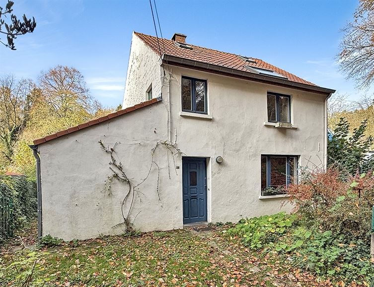 *** SOUS-OFFRE *** Quartier calme et verdoyant, proche des commodités, rue sans issue