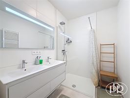  Jardin et Terrasse - 2 parkings - Cave - WAVRE