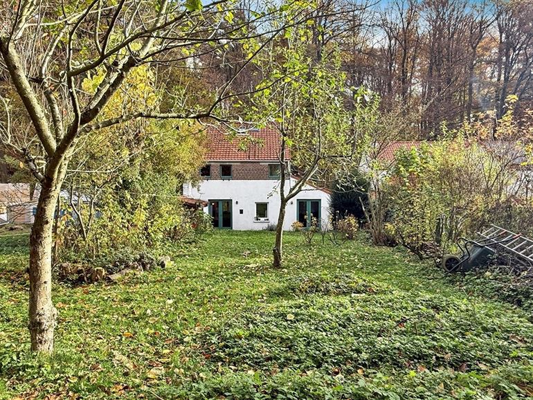 *** SOUS-OFFRE *** Quartier calme et verdoyant, proche des commodités, rue sans issue