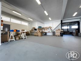 Mixte Entrepôts & Bureaux en RDC ! Proche centre-ville - WAVRE Mixte Entrepôts & Bureaux en RDC ! Proche centre-ville - WAVRE