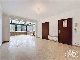 Immeuble 4 unités (3 apparts. + jardin + 1 commerce) - WAVRE