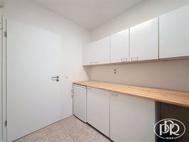 Immeuble 4 unités (3 apparts. + jardin + 1 commerce) - WAVRE