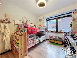 Immeuble 4 unités (3 apparts. + jardin + 1 commerce) - WAVRE