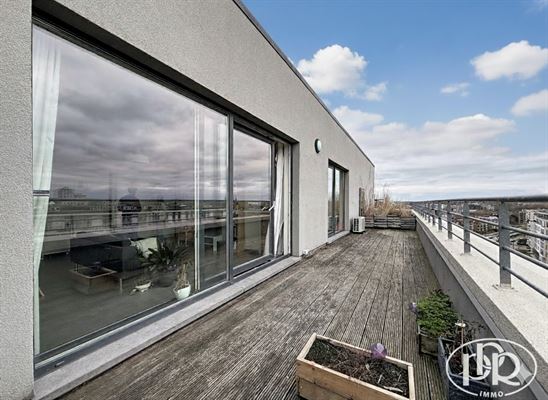 PENTHOUSE 2 Chambres de ± 80 m² avec magnifique Terrasse Sud ± 60 m²