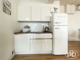 Mixte Entrepôts & Bureaux en RDC ! Proche centre-ville - WAVRE Mixte Entrepôts & Bureaux en RDC ! Proche centre-ville - WAVRE