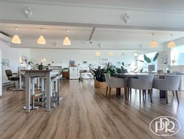 Mixte Entrepôts & Bureaux en RDC ! Proche centre-ville - WAVRE Mixte Entrepôts & Bureaux en RDC ! Proche centre-ville - WAVRE