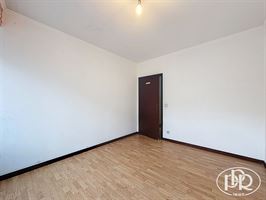 Immeuble 4 unités (3 apparts. + jardin + 1 commerce) - WAVRE