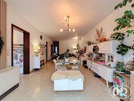 Immeuble 4 unités (3 apparts. + jardin + 1 commerce) - WAVRE