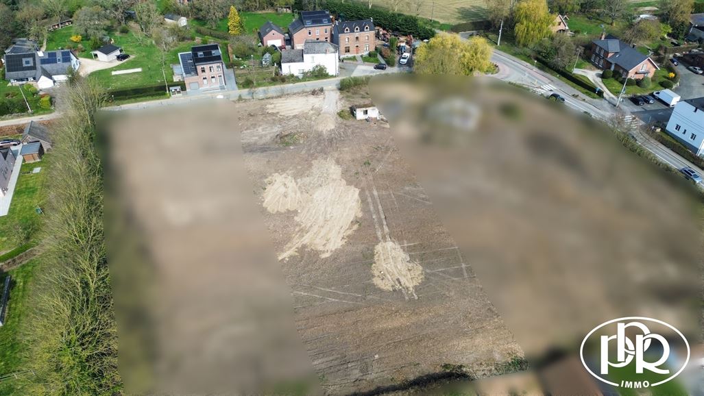 *** SOUS-OFFRE *** Terrain exceptionnel, quartier calme et verdoyant
