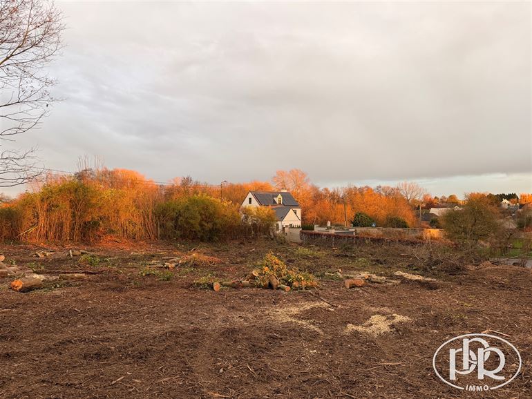 *** SOUS-OFFRE *** Terrain exceptionnel, quartier calme et verdoyant
