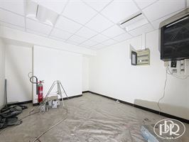 Brute de bêton (casco) - WAVRE Brute de bêton (casco) - WAVRE