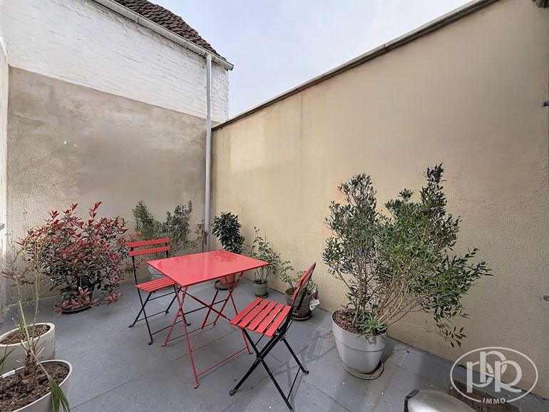 Elec CONFORME, Garages 65m², Office, Garden