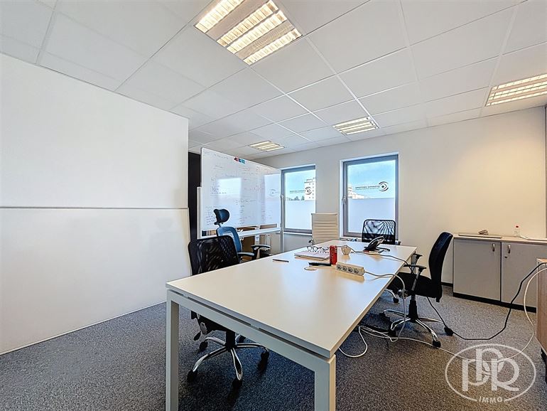 Ample parking, elevator, excellent accessibility
