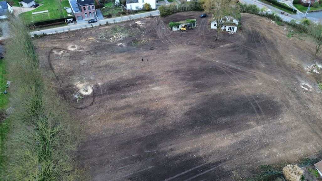 *** SOUS-OFFRE *** Villa à rénovée avec haut potentiel !