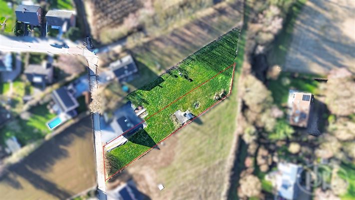 Terrein 15 are 64 ca, Noord-West, bouw 3 gevels