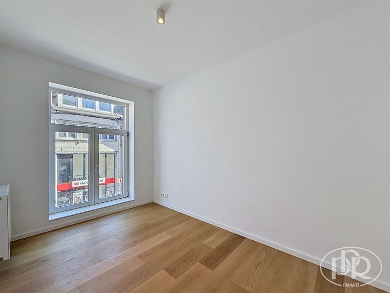 *** OFFRE ACCEPTÉE*** Élec. CONFORME, terrasse 10 m², frais à 3%