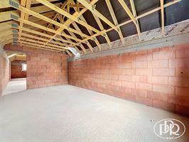 GROS OEUVRE FERMÉ, modulable selon vos envies ! Quartier calme - LIMAL