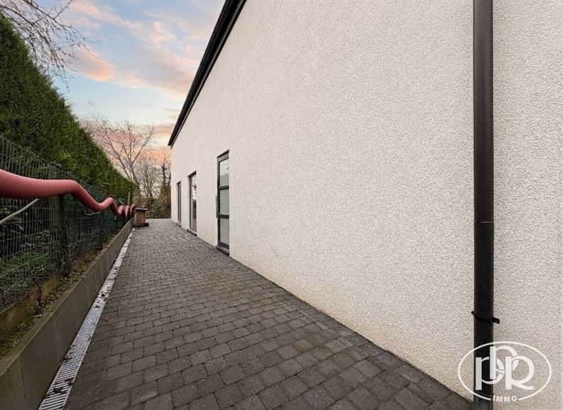 GROS OEUVRE FERMÉ, modular to suit your needs! Quiet neighborhood