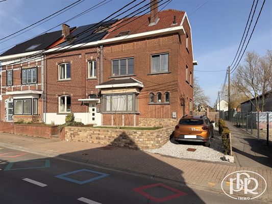 4 slaapkamer woning ! Tuinonderhoud inbegrepen in huurprijs