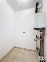 Lumineux, spacieux et agréable. Parking face à l'immeuble - WAVRE