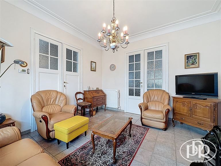 *** OFFRE ACCEPTÉE *** Jardin & terrasse SUD, parking, grenier aménageable
