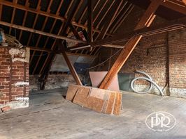 Commerce libre d’occupation, exploitation immédiate possible  - BIERGES