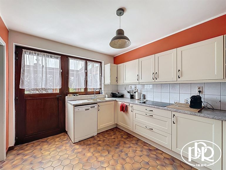 *** SOUS-OFFRE *** Villa 3 à 4 ch. avec garage, véranda et jardin SUD