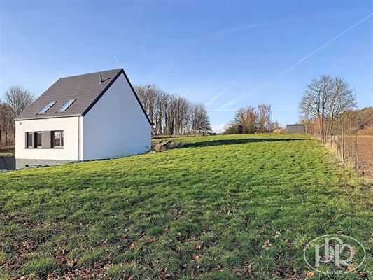 Terrein 15 are 64 ca, Noord-West, bouw 3 gevels